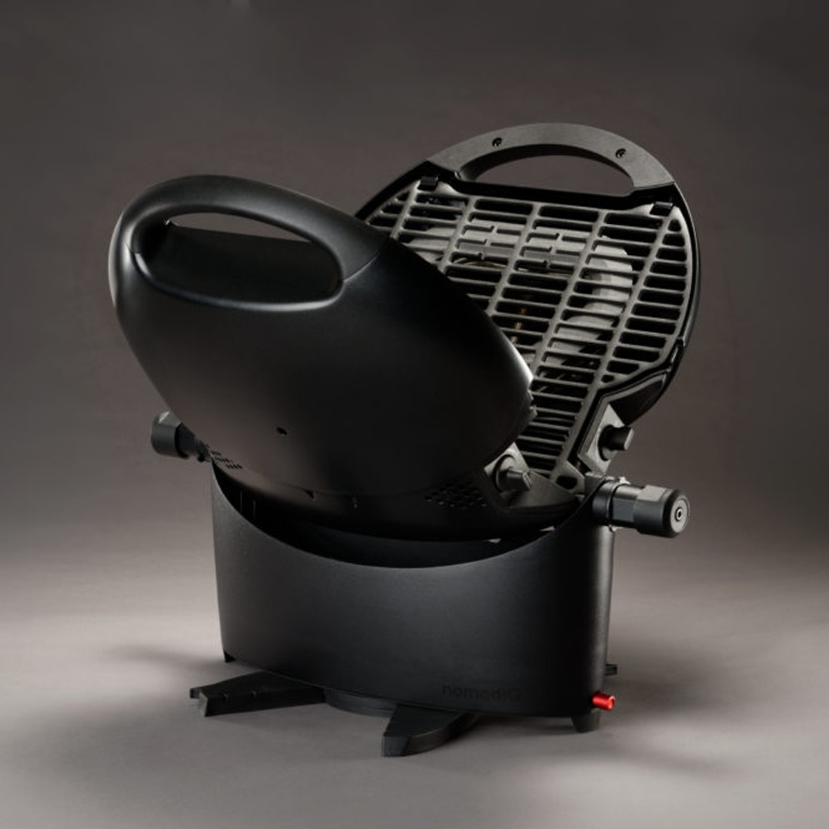 Når grillen er åben kan du regulere hver side af blusset for sig.