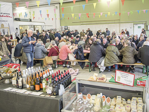 Bjert Gamle Brugs var en del af den gode markedsstemning.